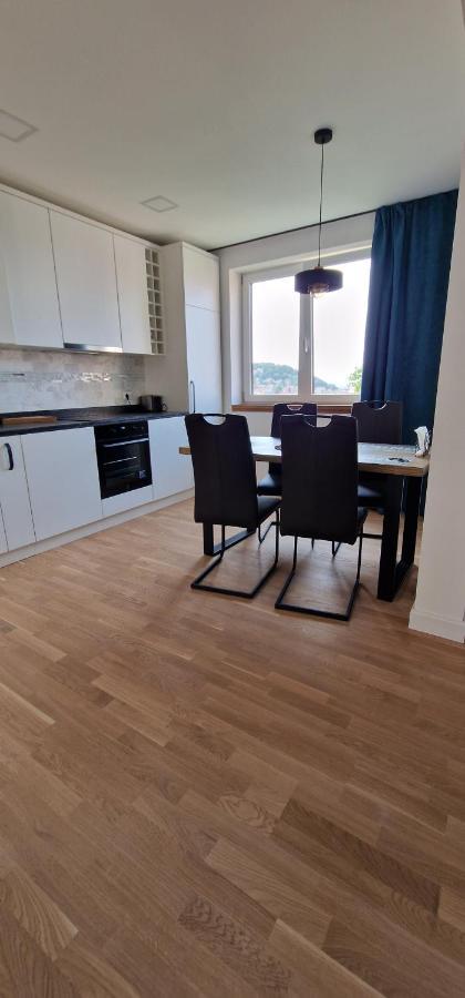 Central Apartment With City View Braşov Eksteriør billede
